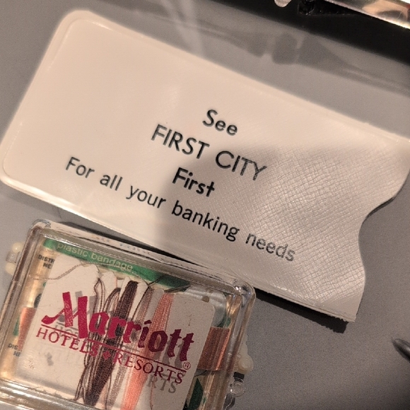 Vintage Sewing Kit Collection - Picture 6 of 8